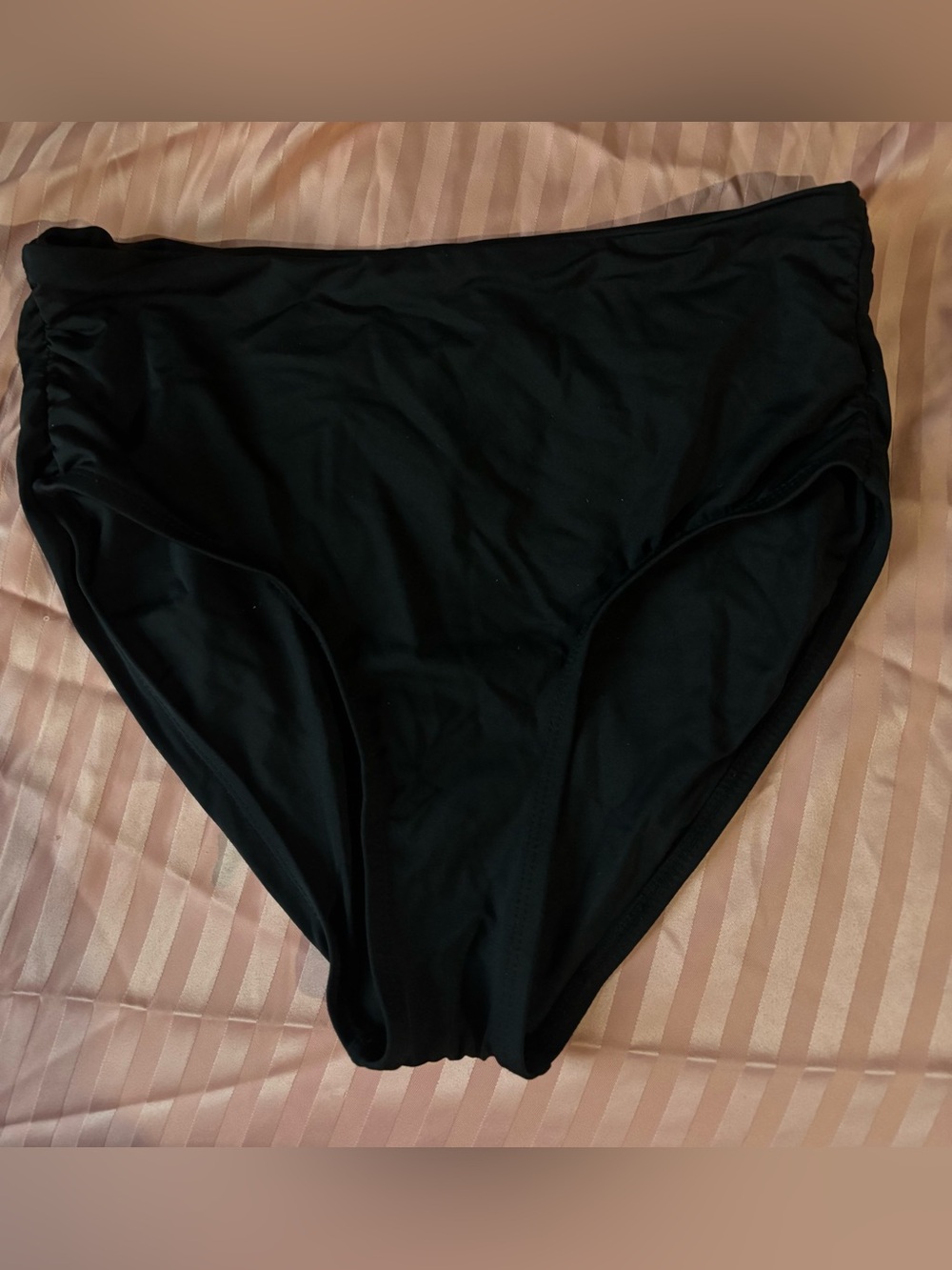 Swim bottoms nwot